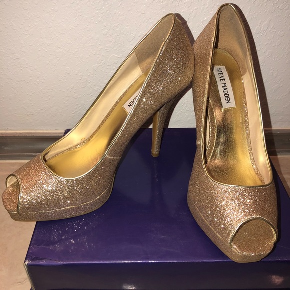 Pumps, high heels - Picture 3 of 4